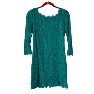 DIANE VON FURSTENBERG $279 Zarita Green Lined Lace Mini Shift Dress